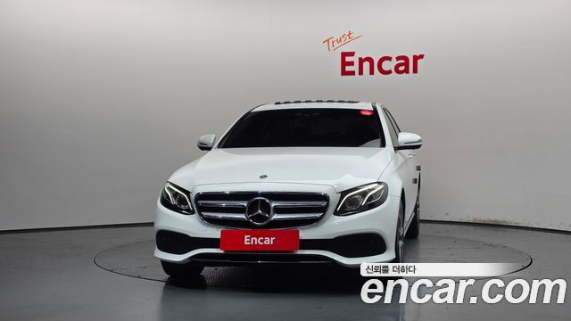 Mercedes-Benz E-Class 2019 — photo 3