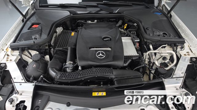 Mercedes-Benz E-Class 2019 — photo 6
