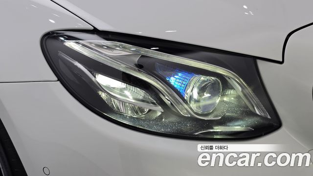 Mercedes-Benz E-Class 2019 — photo 8