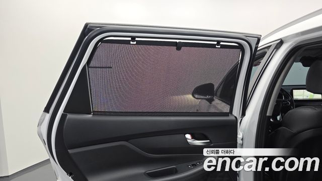 Hyundai Santafe 2023 — photo 15
