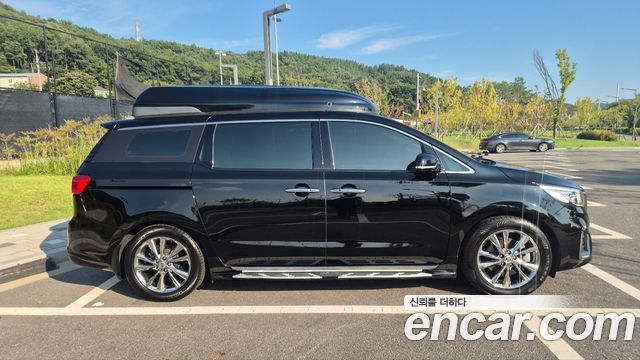 Kia Canival 2019 — photo 5