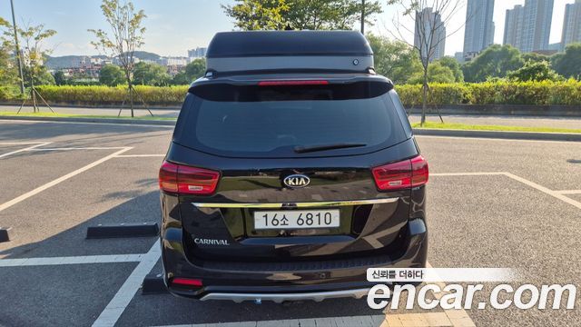 Kia Canival 2019 — photo 6