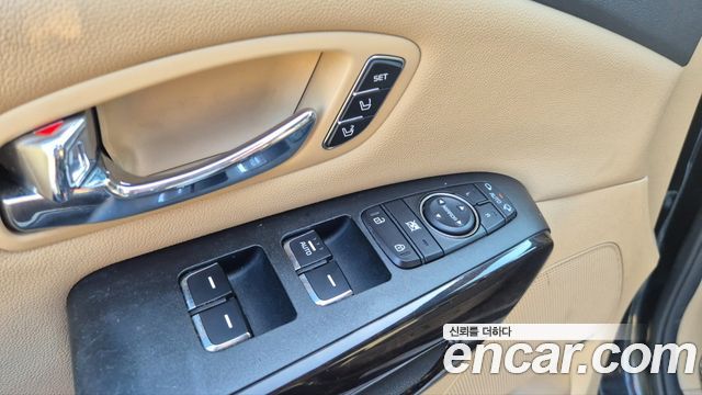 Kia Canival 2019 — photo 12