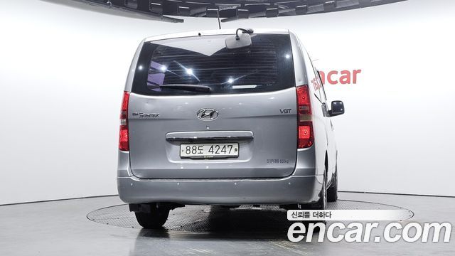 Hyundai Starex 2019 — photo 4