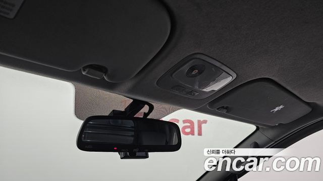 Hyundai Starex 2019 — photo 30