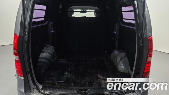 Hyundai Starex 2019 — photo 31