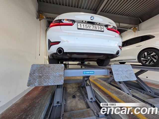 BMW 3-Series 2020 — photo 2