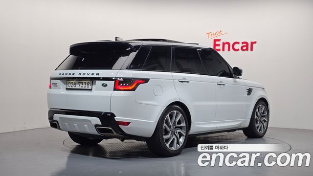Land Rover Range Rover Sport 2018 — photo 2