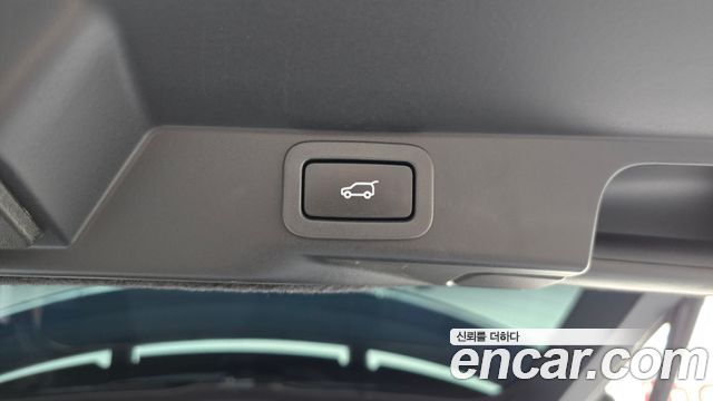 Land Rover Range Rover Sport 2018 — photo 20