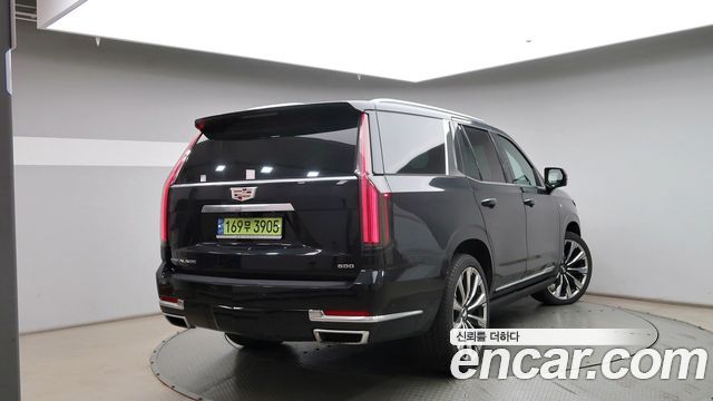 Cadillac Escalade 2025 — photo 2