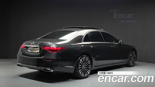 Mercedes-Benz S-Class 2022 — photo 2