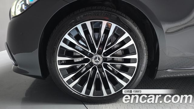 Mercedes-Benz S-Class 2022 — photo 5
