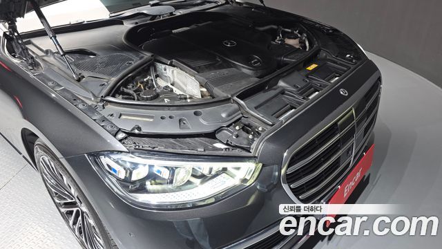 Mercedes-Benz S-Class 2022 — photo 6