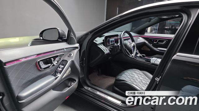 Mercedes-Benz S-Class 2022 — photo 10