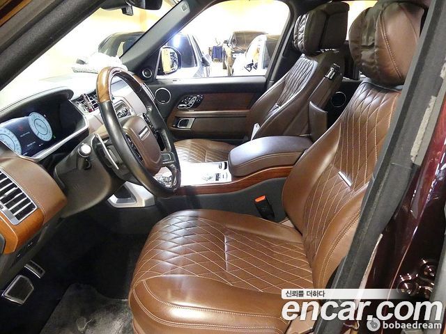 Land Rover Range Rover 2019 — photo 10