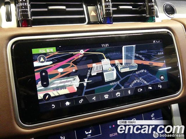 Land Rover Range Rover 2019 — photo 14