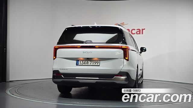 Kia Canival 2025 — photo 4