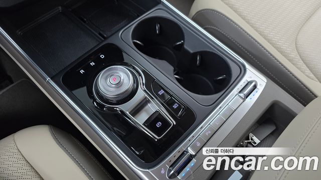 Kia Canival 2025 — photo 12