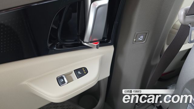 Kia Canival 2025 — photo 30