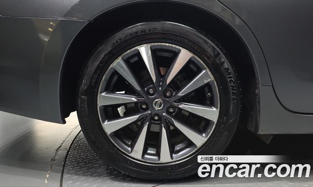 Nissan Altima 2017 — photo 5