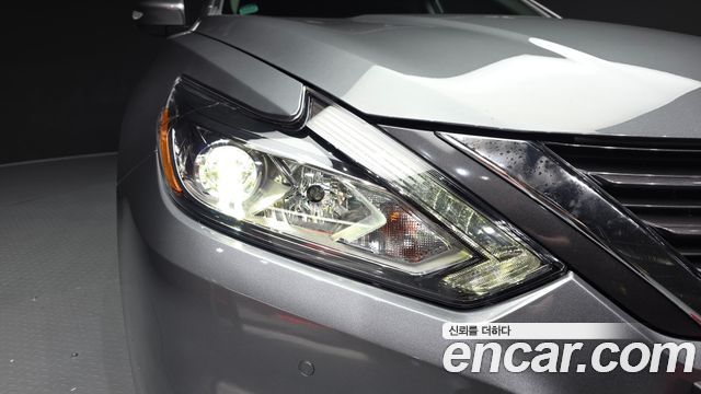 Nissan Altima 2017 — photo 8