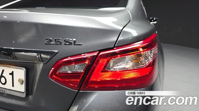 Nissan Altima 2017 — photo 9