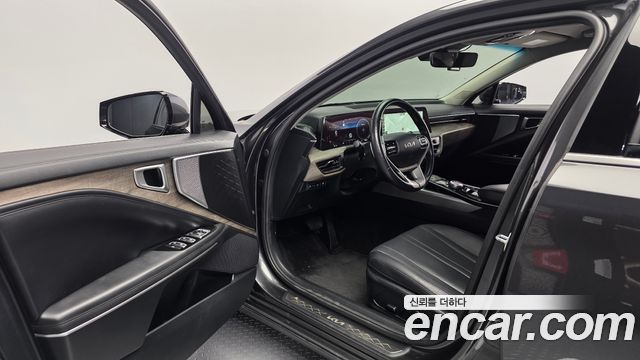 Kia K8 2022 — photo 13