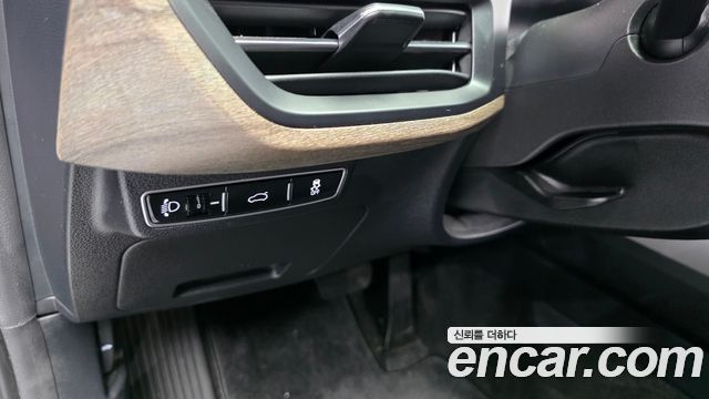 Kia K8 2022 — photo 30