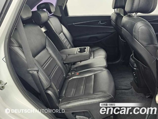 Kia Sorento 2016 — photo 12