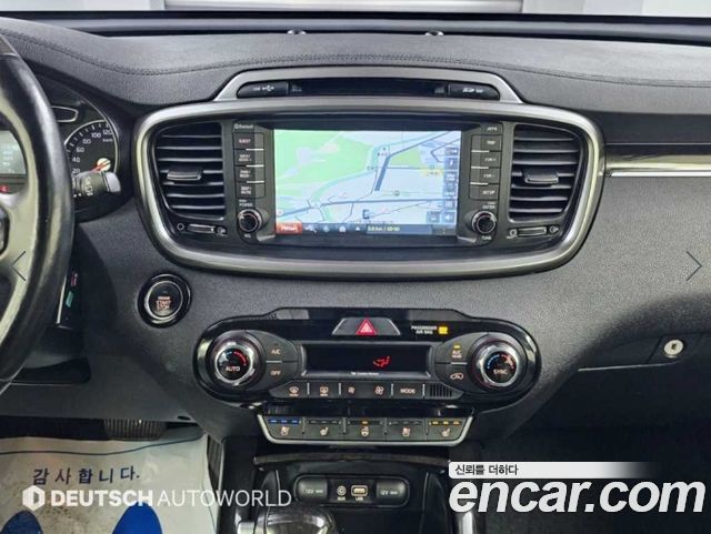 Kia Sorento 2016 — photo 14