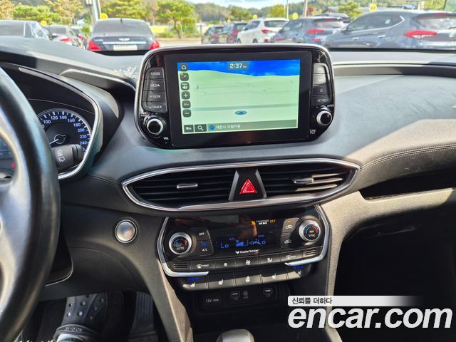 Hyundai Santafe 2019 — photo 12