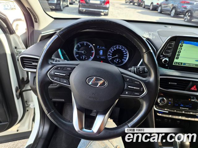 Hyundai Santafe 2019 — photo 14