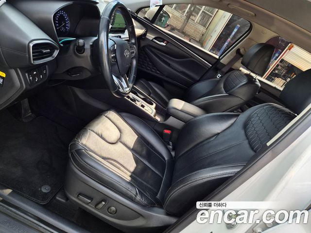 Hyundai Santafe 2019 — photo 16