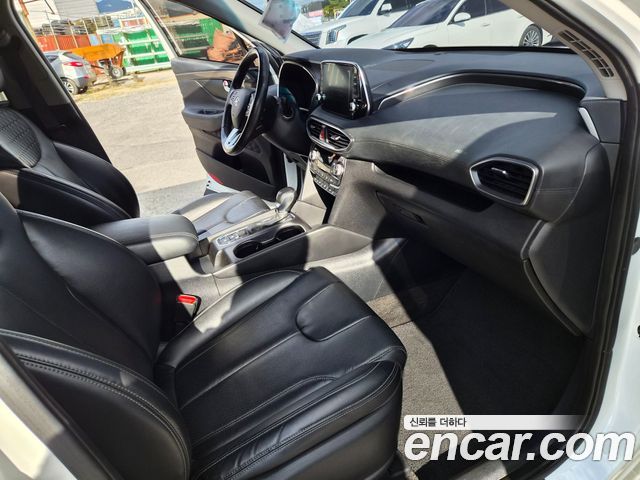 Hyundai Santafe 2019 — photo 19