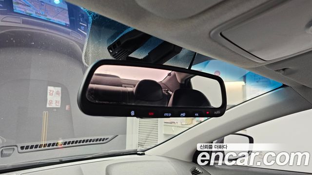 Hyundai AVANTE 2015 — photo 23