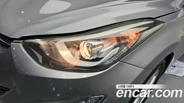 Hyundai AVANTE 2015 — photo 8