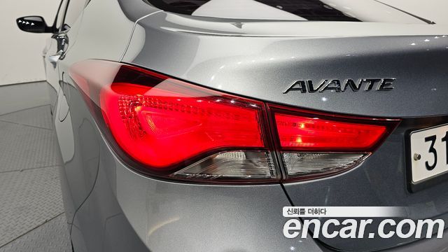 Hyundai AVANTE 2015 — photo 9