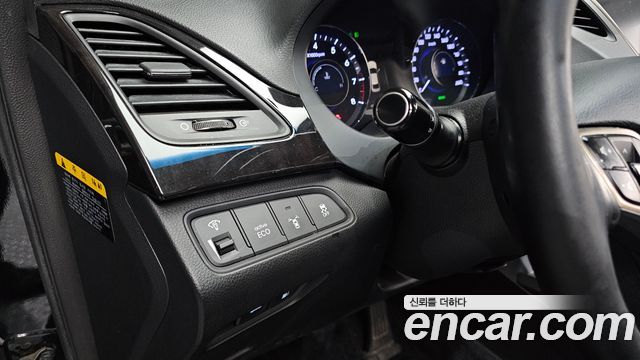 Hyundai Grandeur 2012 — photo 16