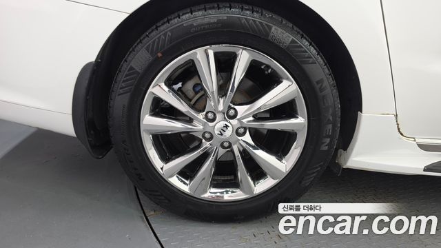 Kia Canival 2019 — photo 5
