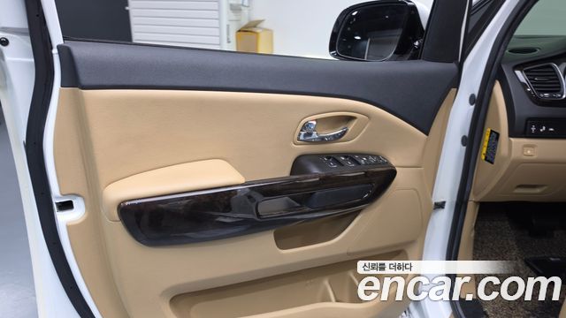 Kia Canival 2019 — photo 14