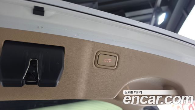 Kia Canival 2019 — photo 28