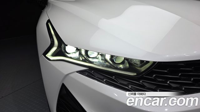 Kia K5 2020 — photo 8