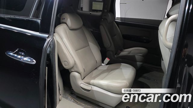 Kia Canival 2019 — photo 18
