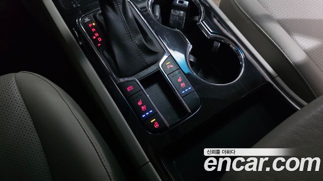 Kia Canival 2019 — photo 23