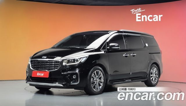 Kia Canival 2019 — photo 1