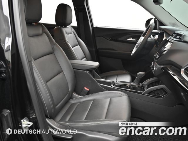 Chevrolet Korea Trailblazer 2022 — photo 10
