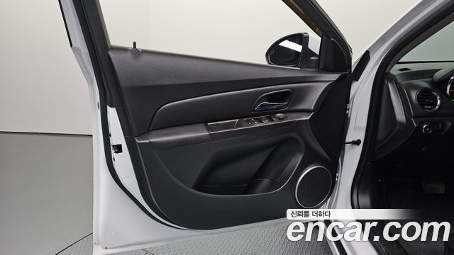Chevrolet Korea Cruze 2016 — photo 14