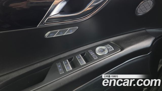 Genesis GV80 2020 — photo 13