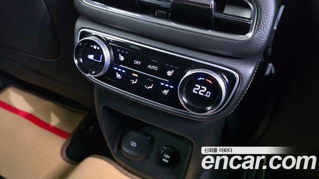 Genesis GV80 2020 — photo 19