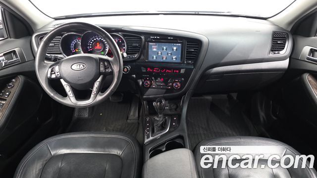Kia K5 2012 — photo 10